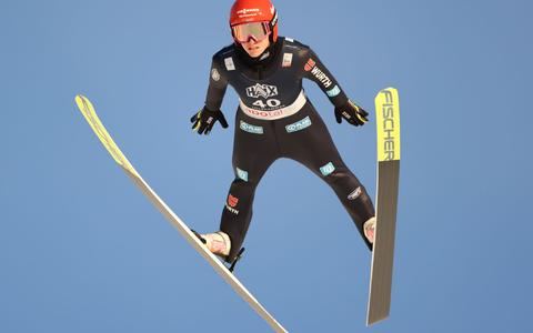 Kam beim Weltcup im slowenischen Ljubno auf den zehnten Rang: Skispringerin Katharina Schmid. - Foto: Geir Olsen/ntb/dpa/Archivbild Kam beim Weltcup im slowenischen Ljubno auf den zehnten Rang: Skispringerin Katharina Schmid. - Foto: Geir Olsen/ntb/dpa/Archivbild