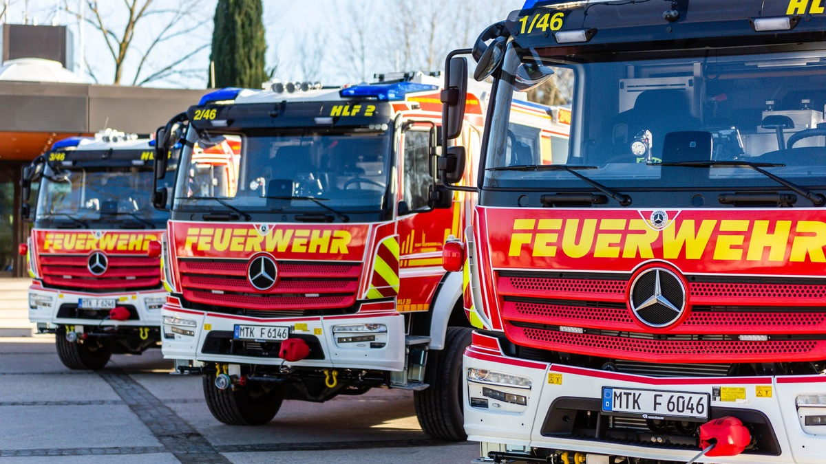 Feuerwehr MTK: Neujahrsempfang der Feuerwehren in Hattersheim am Main feiert herausragende Leistungen und langjährige Dienstzeiten - Foto: presseportal.de