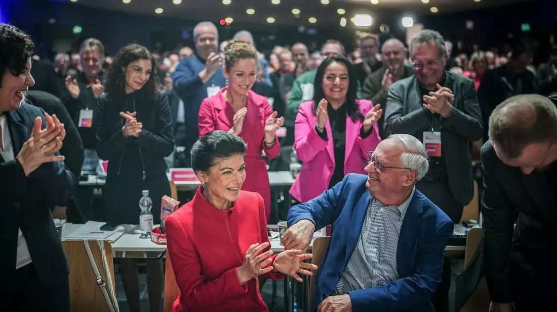 Oskar Lafontaine sagte, das Bündnis Sahra Wagenknecht sei die einzige Partei, die sich konsequent für Frieden und Abrüstung einsetze. - Bild: Kay Nietfeld/dpa
