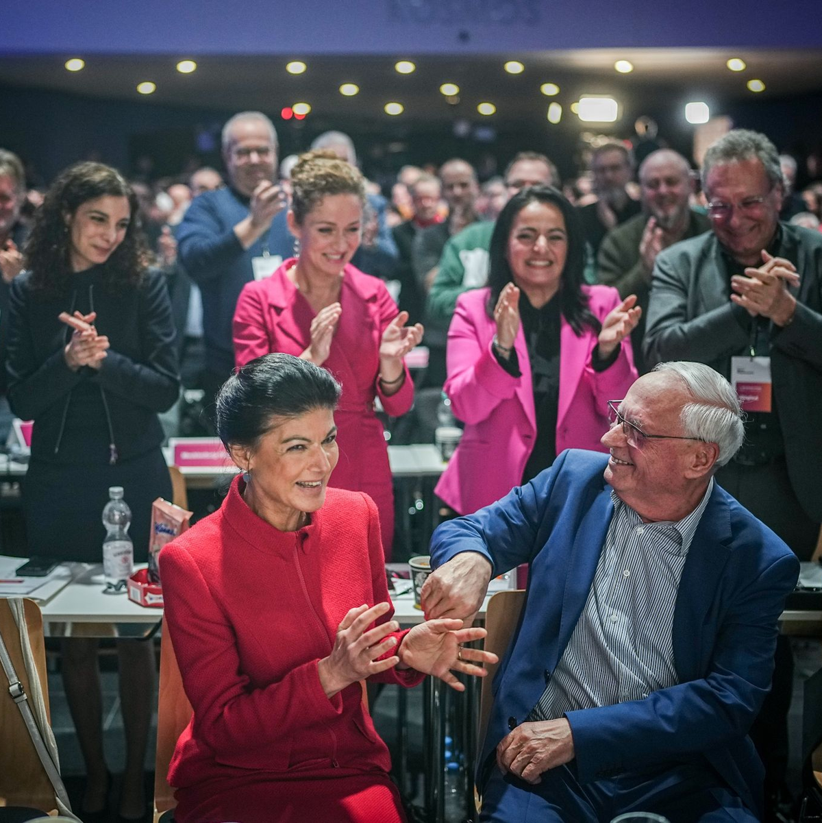 Oskar Lafontaine sagte, das Bündnis Sahra Wagenknecht sei die einzige Partei, die sich konsequent für Frieden und Abrüstung einsetze. - Foto: Kay Nietfeld/dpa