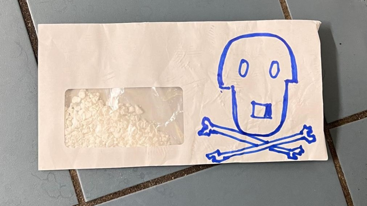 BPOLI EF: Verdächtiger Briefumschlag am Bahnhof Gera aufgefunden - Foto: presseportal.de