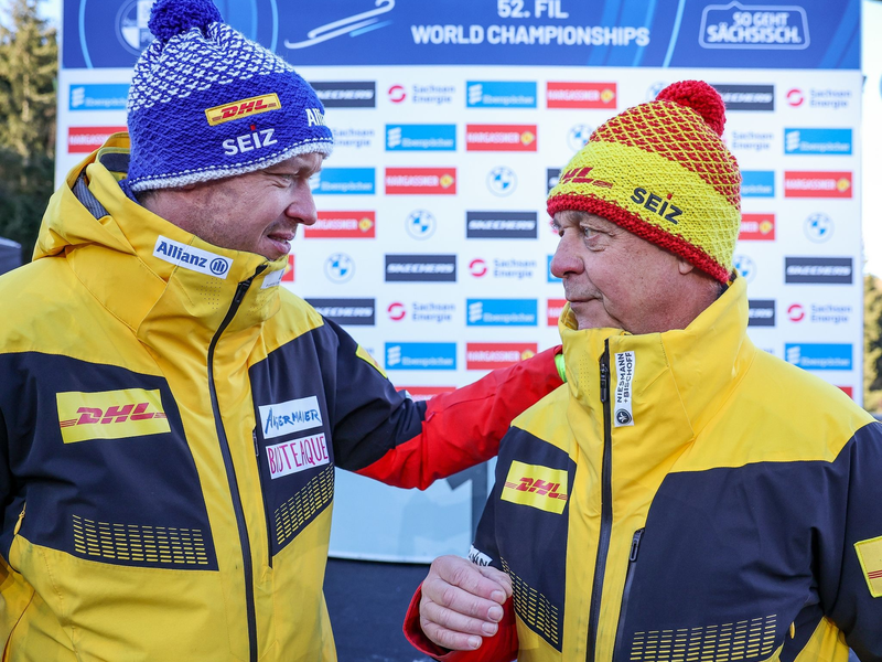 Norbert Loch wird seinen Sohn, den Rodler Felix Loch (l) in Zukunft nicht mehr trainieren. - Foto: Jan Woitas/dpa