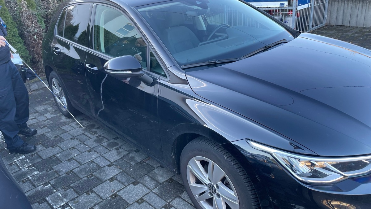 POL-PDTR: Unfallflucht auf Parkplatz EDEKA Decker Hoppstädten - Foto: presseportal.de