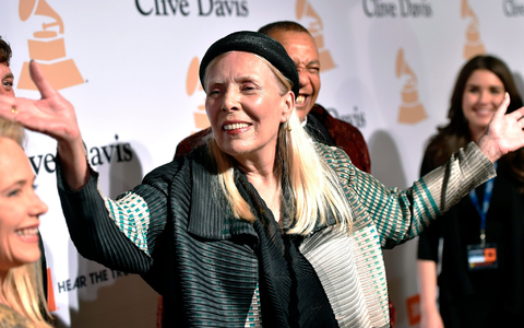 Die kanadische Sängerin Joni Mitchell war bereits 18 Mal für einen Grammy nominiert. - Foto: John Shearer/Invision/AP/dpa