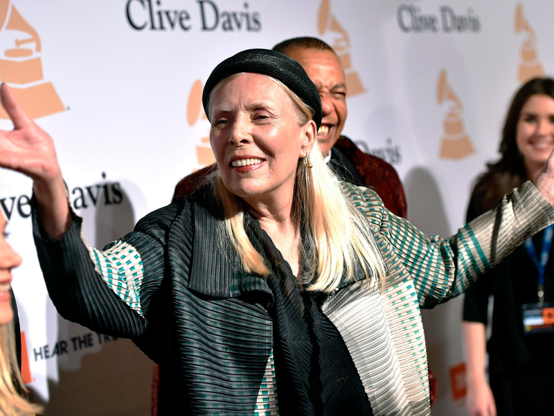 Die kanadische Sängerin Joni Mitchell war bereits 18 Mal für einen Grammy nominiert. - Foto: John Shearer/Invision/AP/dpa
