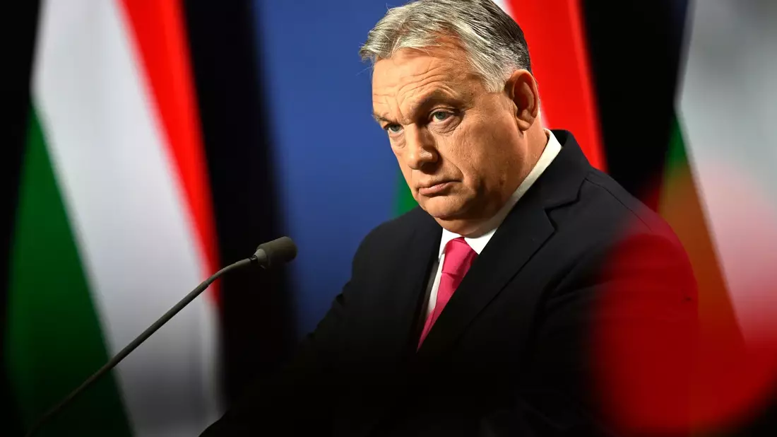 Viktor Orban will in Ungarn ein Verbot von Begnadigungen für Straftäter im Zusammenhang mit sexuellem Kindesmissbrauch per Verfassung erwirken. - Bild: Denes Erdos/AP/dpa