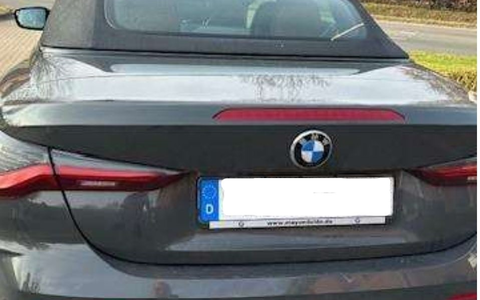 POL-SE: Halstenbek - Nach Verkehrsunfallflucht auf Parkplatz eines Lebensmittelmarktes erhofft die Polizei sich Zeugenhinweise - Foto: presseportal.de POL-SE: Halstenbek - Nach Verkehrsunfallflucht auf Parkplatz eines Lebensmittelmarktes erhofft die Polizei sich Zeugenhinweise - Foto: presseportal.de