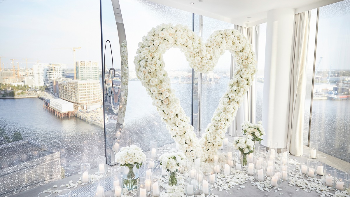 Verlobung am Valentinstag - Romantik pur oder völlig daneben? - Foto: presseportal.de