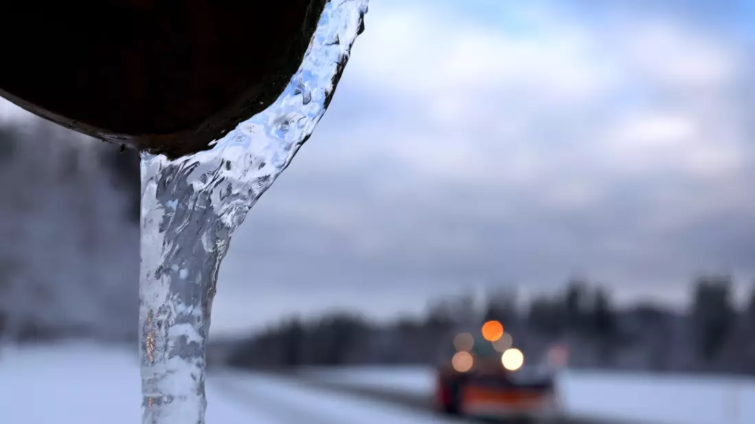 Der Januar brachte Frost und Schnee - aber nach einer vorläufigen Bilanz ist es trotzdem wärmer gewesen als im langjährigen Vergleich. - Bild: Karl-Josef Hildenbrand/dpa