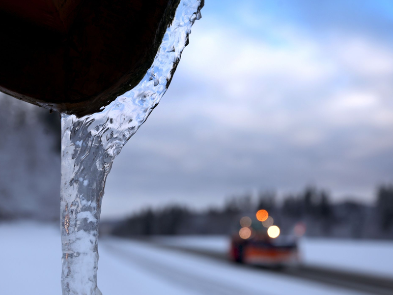 Der Januar brachte Frost und Schnee - aber nach einer vorläufigen Bilanz ist es trotzdem wärmer gewesen als im langjährigen Vergleich. - Foto: Karl-Josef Hildenbrand/dpa