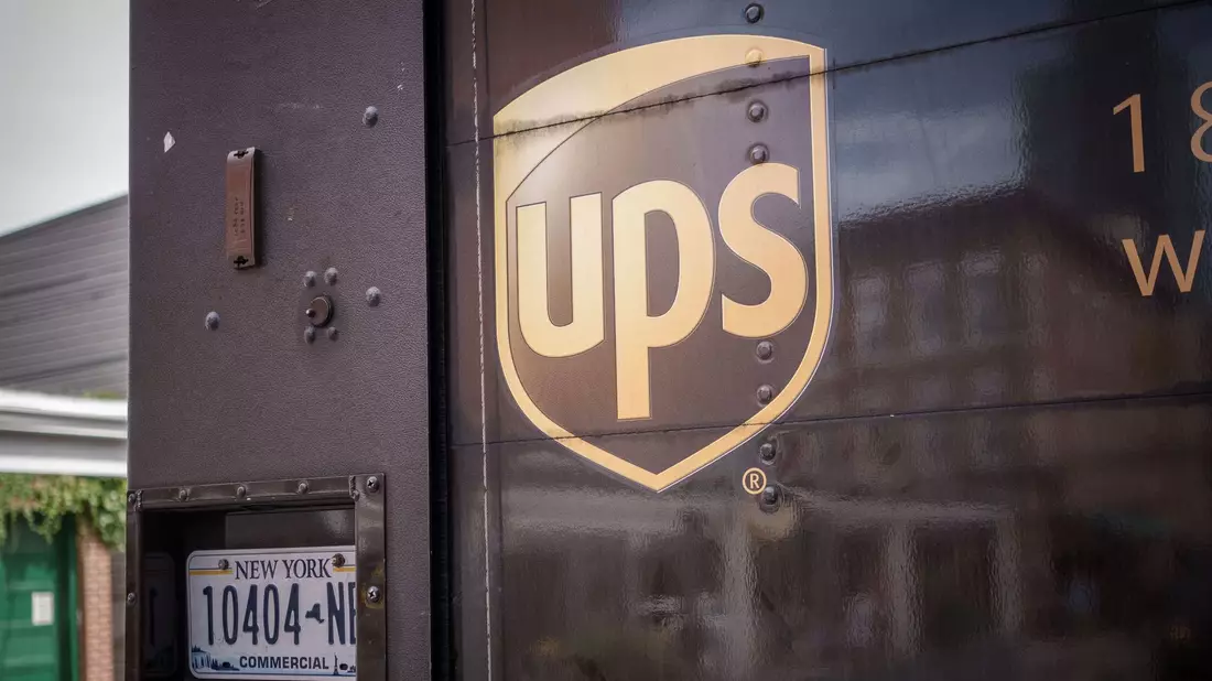 UPS erwartet für dieses Jahr einen leichten Umsatzanstieg auf rund 92 bis 94,5 Milliarden Dollar. - Bild: Michael Kappeler/dpa