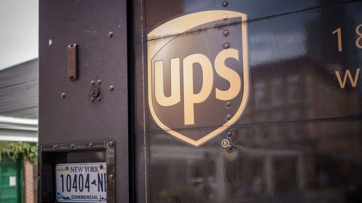 UPS erwartet für dieses Jahr einen leichten Umsatzanstieg auf rund 92 bis 94,5 Milliarden Dollar. - Foto: Michael Kappeler/dpa