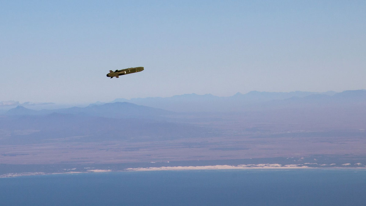 Bisher weigert sich Olaf Scholz der Lieferung von Taurus-Marschflugkörpern an die Ukraine zuzustimmen. Nun wollen Grüne und FDP den Druck auf den Kanzler erhöhen. - Foto: Bundeswehr/dpa