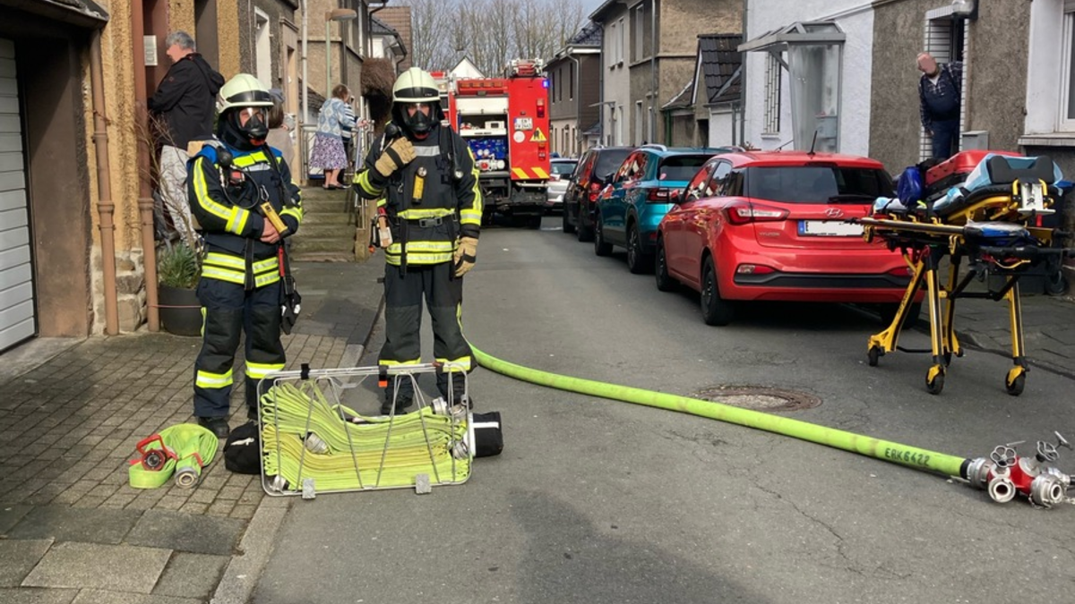 FW-EN: Kleine Ursache - Großer Kräfteansatz - Foto: presseportal.de