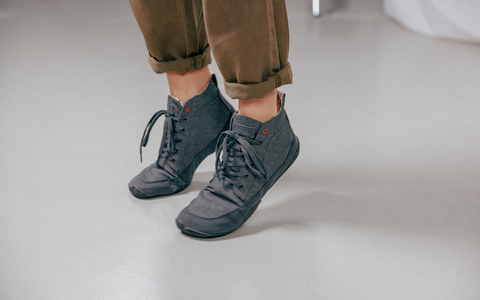 BarfuĂ- und Minimalschuhe: Warum Platz fĂŒr die Zehen gesund ist fĂŒr den ganzen Körper - Foto: presseportal.de BarfuĂ- und Minimalschuhe: Warum Platz fĂŒr die Zehen gesund ist fĂŒr den ganzen Körper - Foto: presseportal.de