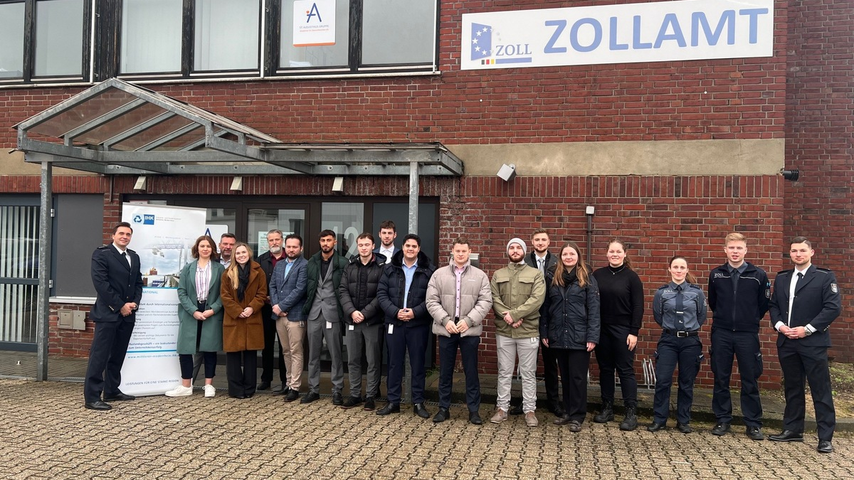 HZA-KR: Workshop am Weltzolltag beim Zollamt Mönchengladbach - Foto: presseportal.de