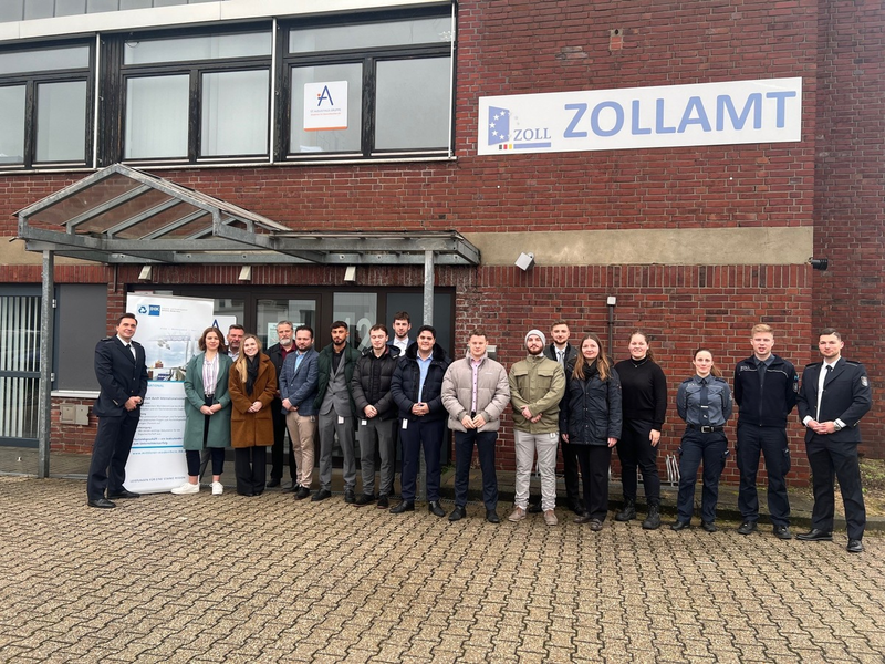 HZA-KR: Workshop am Weltzolltag beim Zollamt Mönchengladbach - Foto: presseportal.de