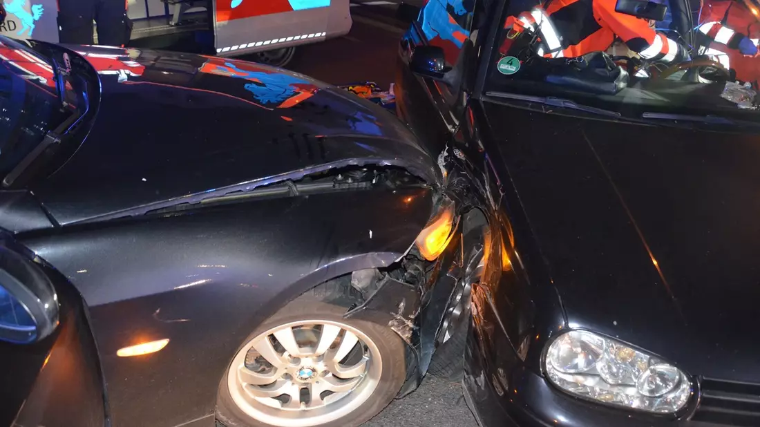 POL-HF: Seniorin bei Unfall lebensgefährlich verletzt- Gegenverkehr übersehen - Bild: presseportal.de