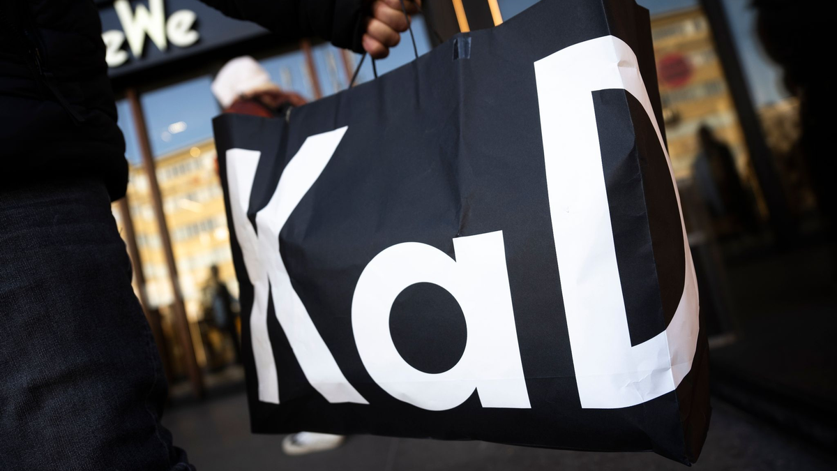 Anfang dieser Woche stellte die KaDeWe Group einen Insolvenzantrag. - Foto: Christophe Gateau/dpa