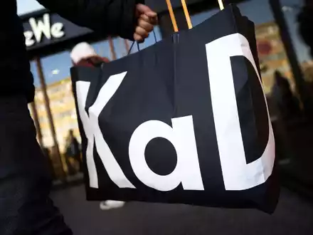 Anfang dieser Woche stellte die KaDeWe Group einen Insolvenzantrag. - Foto: Christophe Gateau/dpa