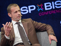 UEFA-Präsident Aleksander Ceferin bei einem Podiumsgespräch auf der Branchenkonferenz SpoBis. - Foto: Christian Charisius/dpa