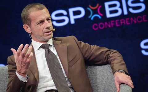 UEFA-Präsident Aleksander Ceferin bei einem Podiumsgespräch auf der Branchenkonferenz SpoBis. - Foto: Christian Charisius/dpa