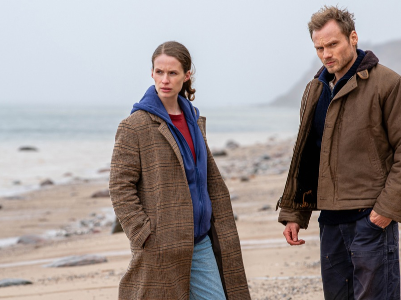 Aktuelle Dreharbeiten für den ARD-Degeto-Thriller Die Toten am Meer - Der Ruf der Meerjungfrau (AT) mit Marlene Tanczik, Anton Spieker und Charlotte Schwab - Foto: presseportal.de