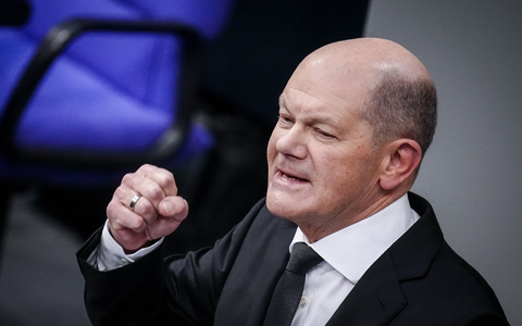 Bundeskanzler Olaf Scholz betrachtet die Beschäftigungspolitik der Ampel-Koalition als vollen Erfolg. - Foto: Kay Nietfeld/dpa