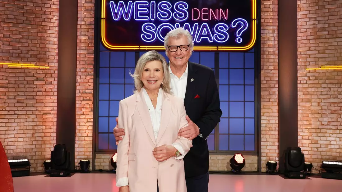 Dirndl-Duell: Marianne und Michael Hartl bei Wer weiß denn sowas? - Das Wissensquiz vom 5. bis 9. Februar 2024, um 18:00 Uhr im Ersten - Bild: presseportal.de