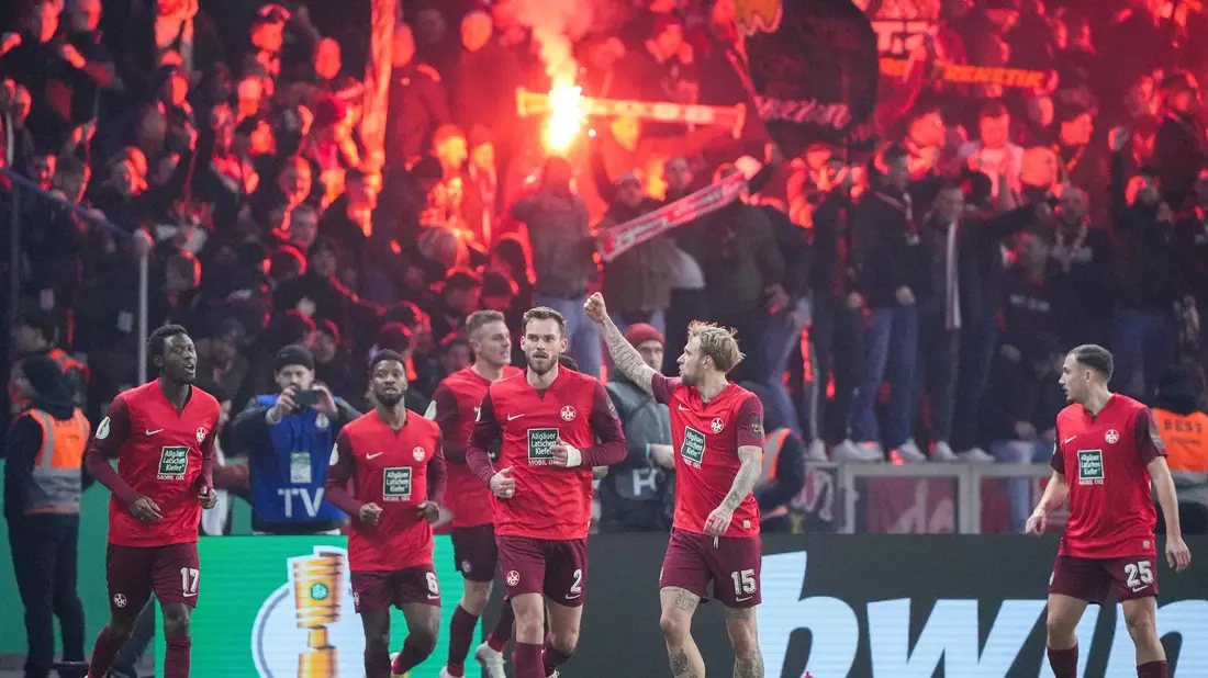 Kaiserslautern zieht durch ein 3:1 bei der Hertha ins Halbfinale des DFB-Pokals ein. - Bild: Soeren Stache/dpa
