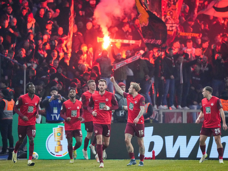 Kaiserslautern zieht durch ein 3:1 bei der Hertha ins Halbfinale des DFB-Pokals ein. - Foto: Soeren Stache/dpa