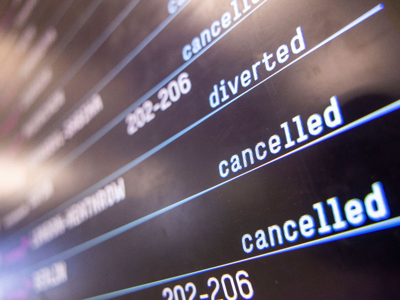 Verdi ruft an bundesweit elf Flughäfen zu Warnstreiks auf. - Foto: Thomas Banneyer/dpa