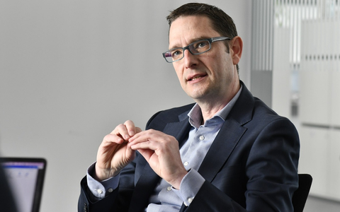 Staffelstabübergabe bei der BMW Bank GmbH: Torsten Matheis ist neuer Geschäftsführer für den Bereich Kunde, Marken, Vertrieb - Foto: presseportal.de