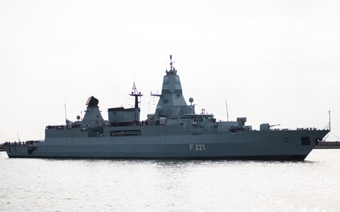 Die Bundeswehr könnte sich mit der Fregatte Hessen an der Militäroperation zur Sicherung der Handelsschifffahrt im Roten Meer beteiligen. - Foto: Mohssen Assanimoghaddam/dpa Die Bundeswehr könnte sich mit der Fregatte Hessen an der Militäroperation zur Sicherung der Handelsschifffahrt im Roten Meer beteiligen. - Foto: Mohssen Assanimoghaddam/dpa