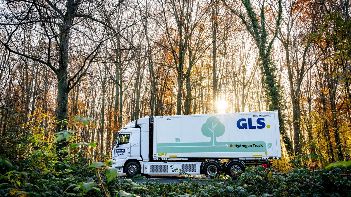 Innovation auf der Straße: GLS Germany startet mit erstem Wasserstoff-Lkw im Fernverkehr / Paketdienst sammelt Erfahrungen im Praxistest - Foto: presseportal.de