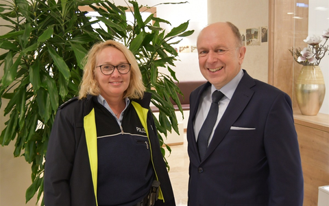 POL-PB: Neue Bezirksdienstbeamtin in Hövelhof - Foto: presseportal.de
