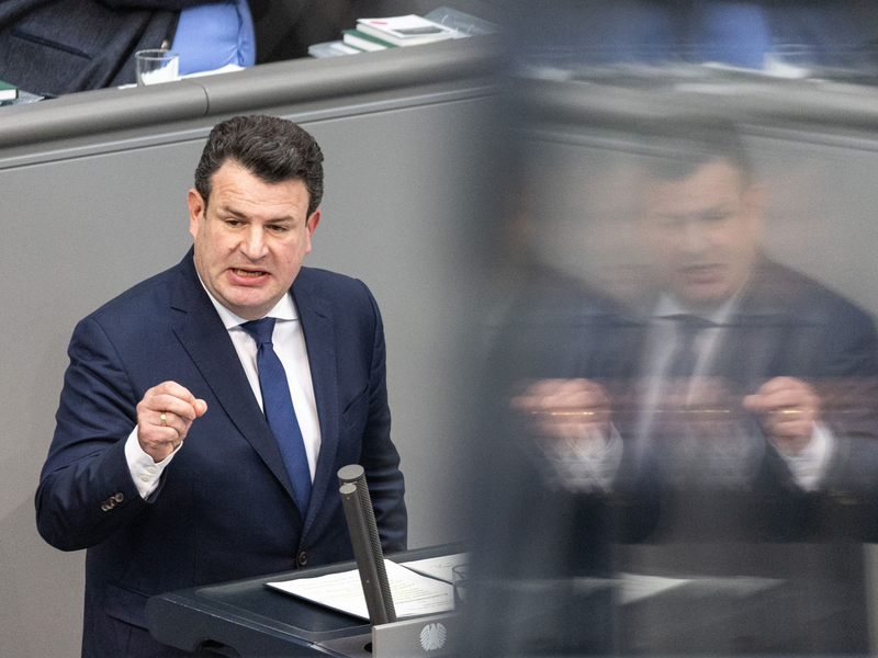 Piechotta entschuldigt sich am Abend schriftlich. (Archivbild) - Foto: Hannes P. Albert/dpa