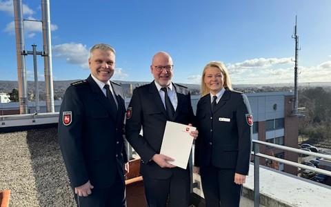 POL-GOE: Wechsel an der Spitze des Polizeikommissariats Bad Salzdetfurth - Verabschiedung der Ersten Kriminalhauptkommissarin Dagmar Leopold und Amtseinführung des Ersten Polizeihauptkommissars Lutz Ike - Foto: presseportal.de