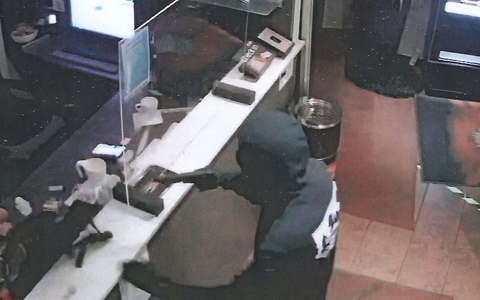 POL-LM: Räuber gesucht - Öffentlichkeitsfahndung mit Bildmaterial der Videoüberwachung - Foto: presseportal.de