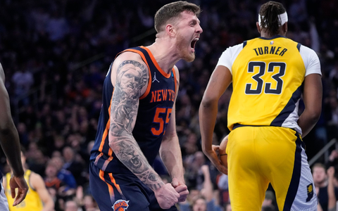 Knicks-Center Isaiah Hartenstein jubelt. - Foto: Mary Altaffer/AP