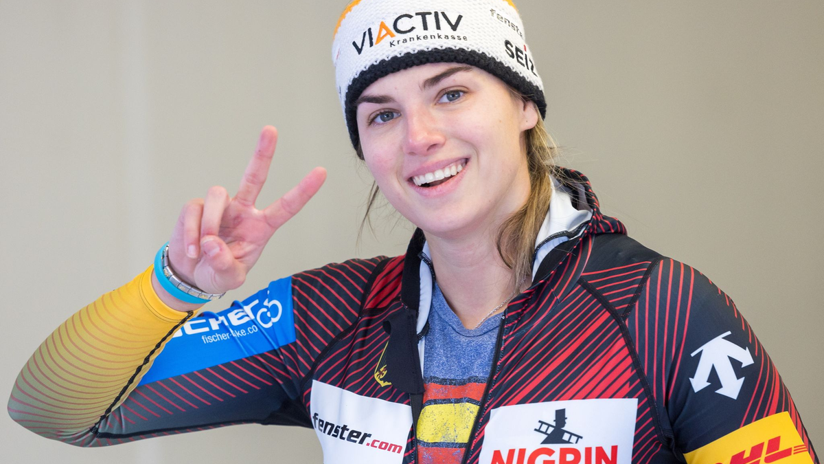 Bobpilotin Kim Kalicki hat mit ihrer Anschieberin Leonie Fiebig den Weltcup im lettischen Sigulda gewonnen. - Foto: Expa/Johann Groder/APA/dpa