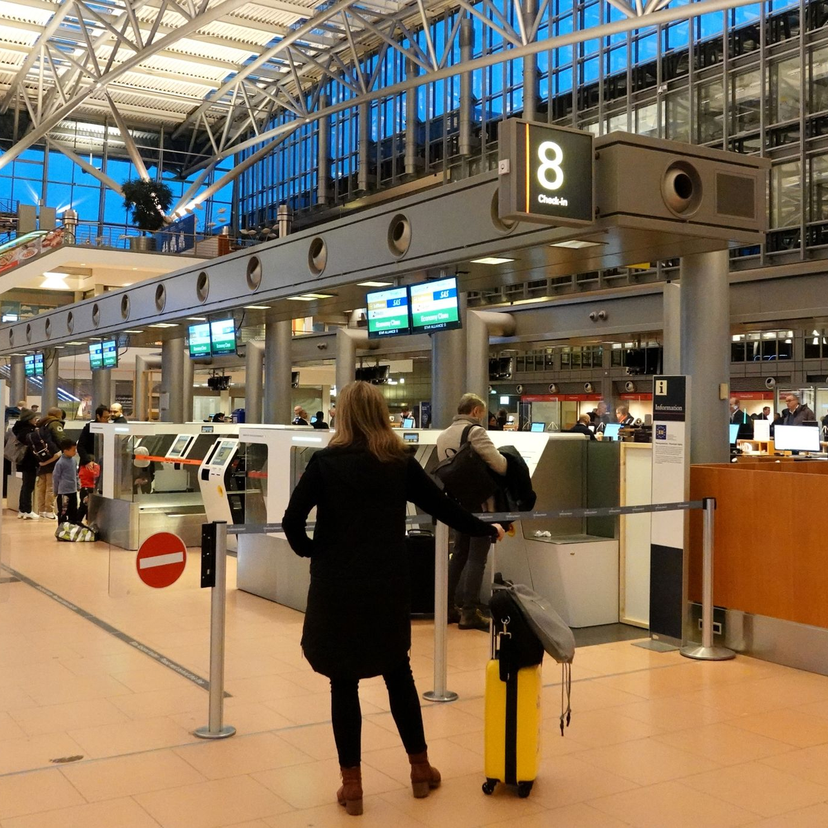 Verdi hat zu einem weiteren Warnstreik am Flughafen Hamburg aufgerufen. - Foto: Rabea Gruber/dpa