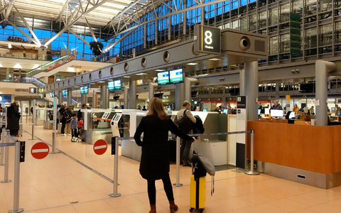 Verdi hat zu einem weiteren Warnstreik am Flughafen Hamburg aufgerufen. - Foto: Rabea Gruber/dpa