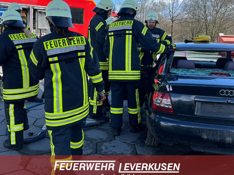 FW-LEV: Verkehrsunfall Autobahn A3 - Foto: presseportal.de