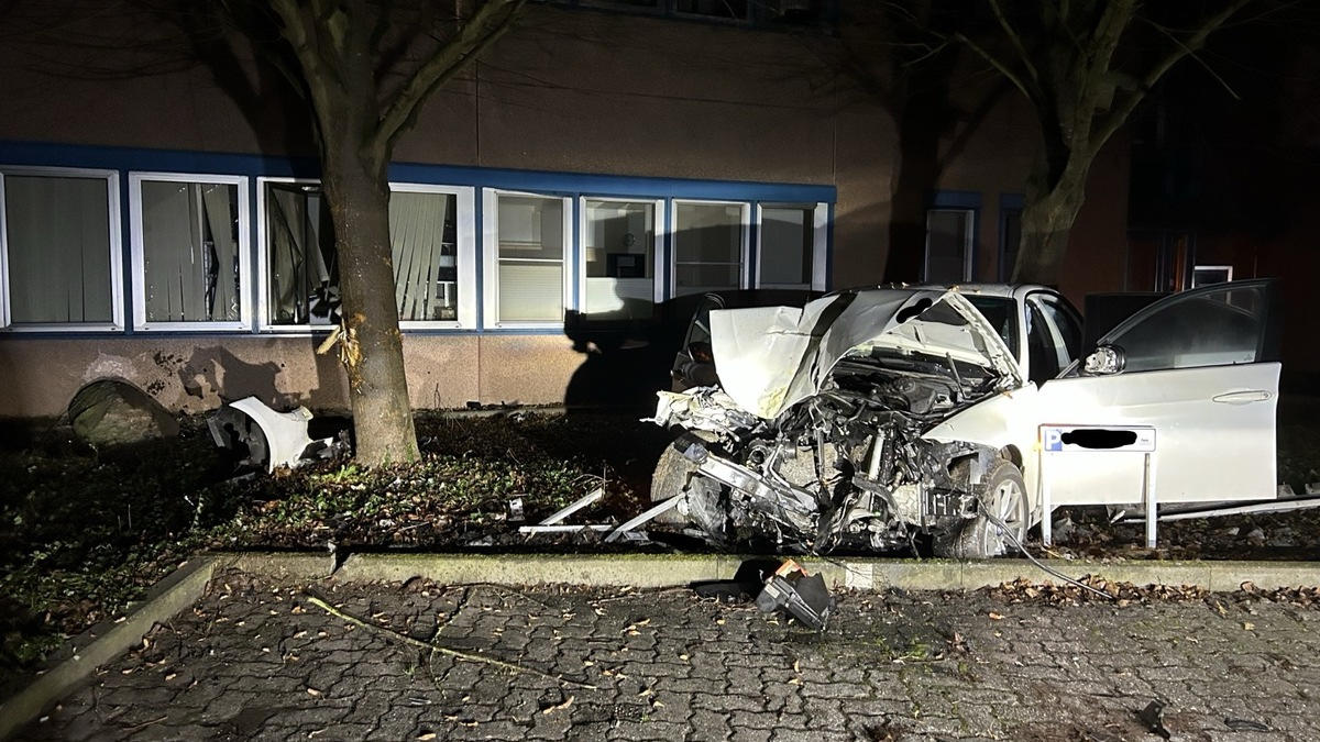 POL-PDLU: Römerberg - Verkehrsunfall mit mehreren verletzten Insassen - Foto: presseportal.de