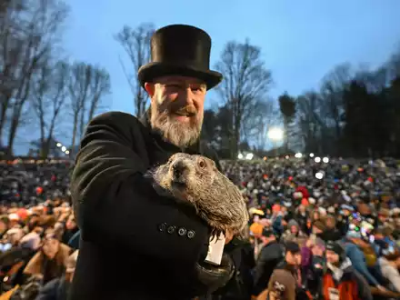 Party-Stimmung in Punxsutawney. - Foto: Barry Reeger/AP/dpa