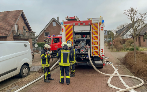 Feuerwehr Kalkar: Weiterer Brandeinsatz für die Freiwillige Feuerwehr Kalkar - Foto: presseportal.de