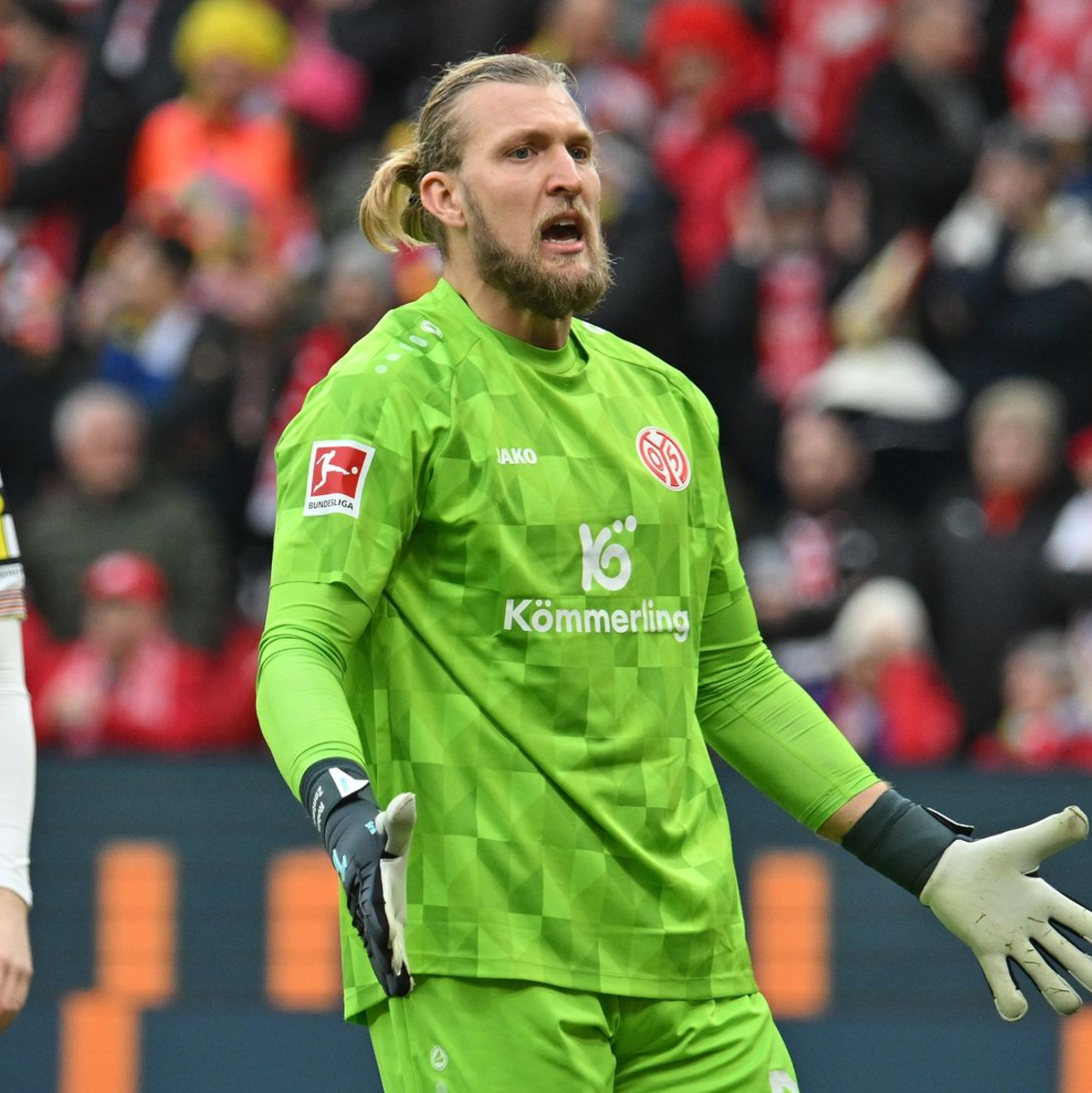 Silvan Widmer trifft zur Mainzer Führung. - Foto: Torsten Silz/dpa