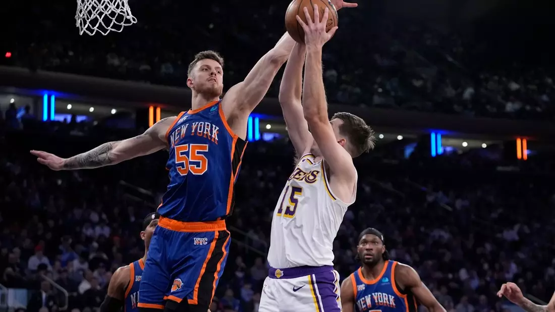 Isaiah Hartenstein (l) von den New York Knicks konnte die Niederlage gegen die Los Angeles Lakers nicht verhindern. - Bild: Frank Franklin II/AP