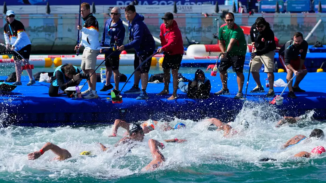 Florian Wellbrock ging bei den Medaillenkämpfen in Katar als Titelverteidiger an den Start. - Bild: Hassan Ammar/AP